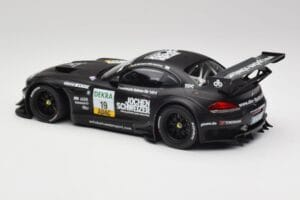 BMW Z4 E89 GT3 #19 Pixum C. Hurtgen / D. Baumann Spa 24 Hours Winner 2013 Minichamps 1:18 151132399 Metal - imagem 5 de 6