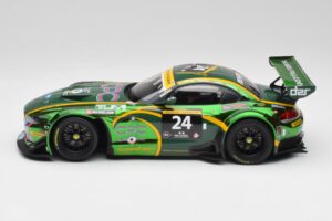 BMW Z4 E89 GT3 #24 Saudi Falcons K. Al Faisal / A. Binladen Dubai 24 Hours 2013 Minichamps 1:18 151132324 Metal - imagem 3 de 6