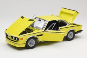 BMW 3.0 CSL E9 Amarelo Minichamps 1:18 180029028 Metal - imagem 2 de 8