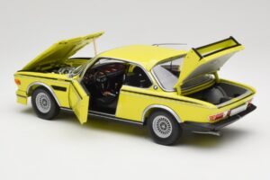 BMW 3.0 CSL E9 Amarelo Minichamps 1:18 180029028 Metal - imagem 5 de 8