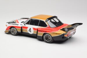 BMW 3.5 CSL E9 Gruppe 5 #4 J. Fitzpatrick / T. Walkinshaw Silverstone Winner 1976 Minichamps 1:18 180762004 Metal - imagem 7 de 8