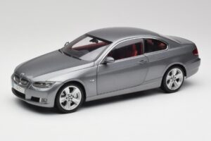 BMW 330i E92 Coupe Cinzento Metálico Kyosho 1:18 80430407220 Metal