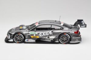 BMW M3 E92 #8 BMW Team RBM J. Hand DTM 2013 Minichamps 1:18 100132208 Metal - imagem 4 de 8