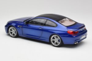 BMW M6 F13 San Marino Azul Paragon 1:18 80432218737 Metal - imagem 6 de 7