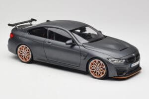 BMW M4 F82 GTS Frozen Cinzento Minichamps 1:18 80432411555 Metal - imagem 6 de 8