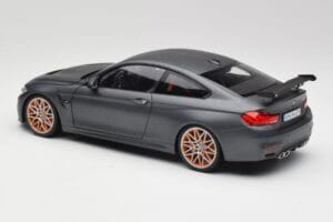 BMW M4 F82 GTS Frozen Cinzento Minichamps 1:18 80432411555 Metal - imagem 7 de 8
