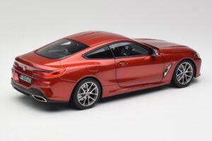BMW M850i G15 Laranja Metálico Norev 1:18 183285 Metal - imagem 3 de 8