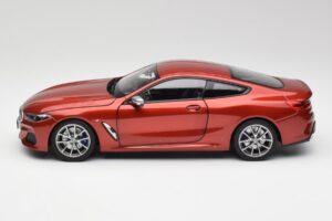 BMW M850i G15 Laranja Metálico Norev 1:18 183285 Metal - imagem 4 de 8