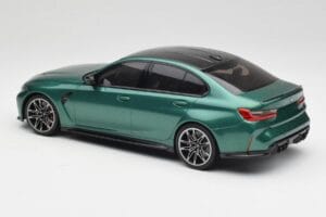 BMW M3 G80 Isle of Man Green Minichamps 1:18 155020200 Metal - imagem 5 de 6