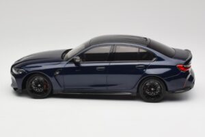 BMW M3 G80 Portimao Blue Minichamps 1:18 155020201 Metal - imagem 3 de 6