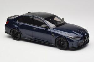BMW M3 G80 Portimao Blue Minichamps 1:18 155020201 Metal - imagem 4 de 6