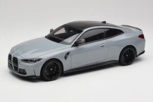 BMW M4 G82 Brooklyn Cinzento Minichamps 1:18 155020124 Metal