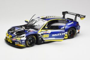BMW M4 GT3 G82 #46 A. Farfus / V. Rossi Team WRT 24 Hours of Spa 2023 Minichamps 1:18 113232646 Metal - imagem 2 de 8