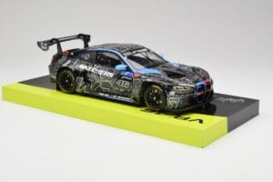 BMW M4 GT3 G82 #46 V. Rossi WRT Test 2023 Minichamps 1:18 113232246 Metal - imagem 6 de 8
