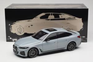 BMW i4 G26 Grey Metallic Minichamps 1:18 110023010 Metal - imagem 8 de 8