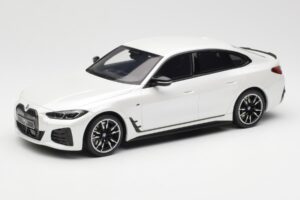 BMW i4 M50 G26 Mineral Branco Metálico Otto 1:18 OT1074 Resina