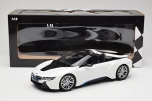 BMW i8 Roadster I15 Branco Metálico Minichamps 1:18 155027031 Metal - imagem 6 de 6