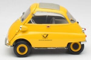 BMW Isetta 250 Deutsche Bundespost Revell 1:18 925 Metal - imagem 4 de 8