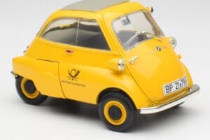 BMW Isetta 250 Deutsche Bundespost Revell 1:18 925 Metal - imagem 6 de 8