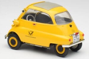 BMW Isetta 250 Deutsche Bundespost Revell 1:18 925 Metal - imagem 7 de 8