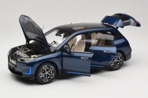 BMW iX Blue Metallic Minichamps 1:18 110023100 Metal - imagem 2 de 8