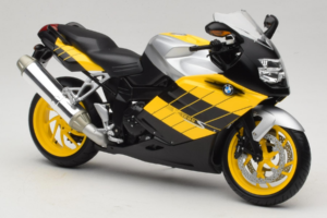 BMW K1200S Amarelo Preto Minichamps 1:10 80430309224 Metal - imagem 6 de 8