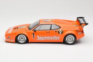 BMW M1 Auto Maass Jagermeister #1 B. König DRT Wunstorf 1982 Minichamps 1:18 155822901 Metal - imagem 3 de 6