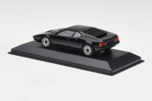 BMW M1 Preto Minichamps 1:43 940025021 Metal - imagem 3 de 4