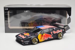 BMW M1 Group B Team Red Bull #7 D. Quester / A. Riccitelli Class Winners HSR Daytona Classic 2017 Minichamps 1:18 155172907 M - imagem 6 de 6