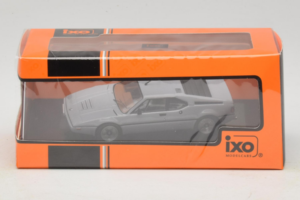 BMW M1 Cinzento IXO 1:43 CLC602N Metal - imagem 4 de 4