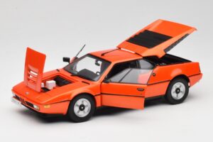 BMW M1 Laranja Minichamps 1:18 80432411549 Metal - imagem 2 de 8