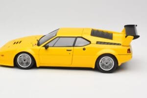 BMW M1 Amarelo Minichamps 1:18 180792998 Metal - imagem 4 de 8