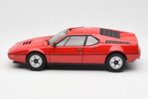 BMW M1 Vermelho Norev 1:18 183220 Metal - imagem 4 de 8