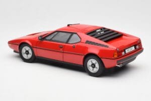 BMW M1 Vermelho Norev 1:18 183220 Metal - imagem 7 de 8