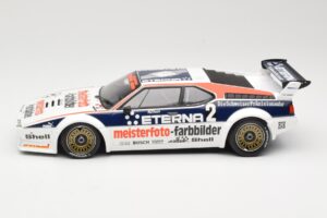 BMW M1 Schnitzer #2 H-J. Stuck Winner Deutsche Automobil Rennsport Trophy Zolder 1982 Minichamps 1:18 155822902 Metal - imagem 3 de 6