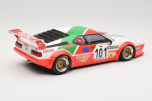 BMW M1 Winther Racing K. Winther / D. Mercer 24 Hours of Le Mans 1984 Minichamps 1:18 155842901 Metal - imagem 2 de 6