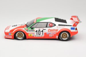 BMW M1 Winther Racing K. Winther / D. Mercer 24 Hours of Le Mans 1984 Minichamps 1:18 155842901 Metal - imagem 3 de 6