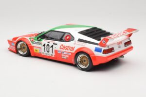 BMW M1 Winther Racing K. Winther / D. Mercer 24 Hours of Le Mans 1984 Minichamps 1:18 155842901 Metal - imagem 5 de 6