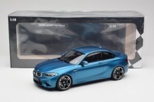 BMW M2 F87 Blue Metallic Minichamps 1:18 155026101 Metal - imagem 6 de 6