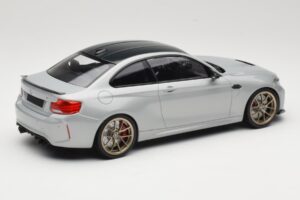 BMW M2 CS F87 Prata com jantes douradas Minichamps 1:18 155021028 Metal - imagem 2 de 6