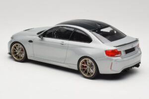 BMW M2 CS F87 Prata com jantes douradas Minichamps 1:18 155021028 Metal - imagem 5 de 6