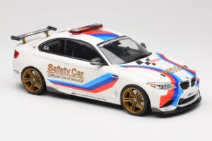 BMW M2 F87 Safety Car MotoGP 2016 Minichamps 1:18 155026105 Metal - imagem 4 de 6