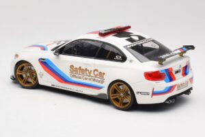 BMW M2 F87 Safety Car MotoGP 2016 Minichamps 1:18 155026105 Metal - imagem 5 de 6