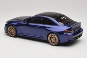 BMW M2 G87 CS Azul Metallic GT Spirit 1:18 GT552 Resina - imagem 5 de 6