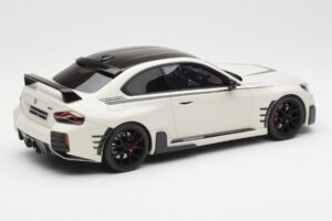 BMW M2 G87 M Performance Branco GT Spirit 1:18 GT476 Resina - imagem 2 de 6