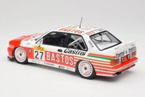 BMW M3 E30 #27 Bigazzi Team S. Soper / A. Hahne 4th Place 24 Hours of Spa 1990 Minichamps 1:18 155902027 Metal - imagem 5 de 6