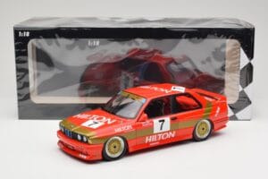 BMW M3 E30 #7 D. Quester 2nd Place Guia Race Macau 1987 Minichamps 1:18 155872007 Metal - imagem 6 de 6