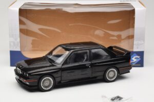BMW M3 E30 Sport Evo Preto Solido 1:18 S1801501 Metal - imagem 8 de 8
