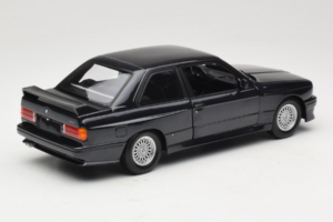 BMW M3 E30 Sport Evolution Blue Metallic Minichamps 1:18 180020308 Metal - imagem 3 de 8