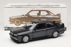 BMW M3 E30 Sport Evolution Blue Metallic Minichamps 1:18 180020308 Metal - imagem 8 de 8